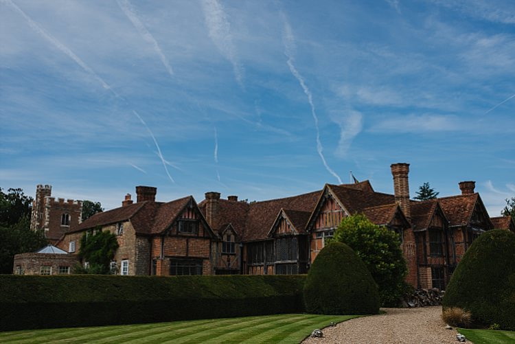 Dorney Court Sparkle Old Hollywood Glamour Wedding https://www.jonnybarratt.com/