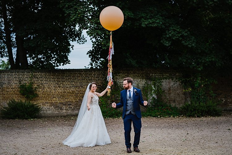 Sparkle Old Hollywood Glamour Wedding https://www.jonnybarratt.com/