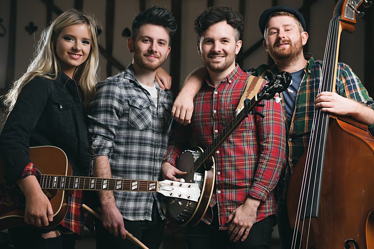 6 Of The Hottest Wedding Bands in 2017 Just For Tonight
