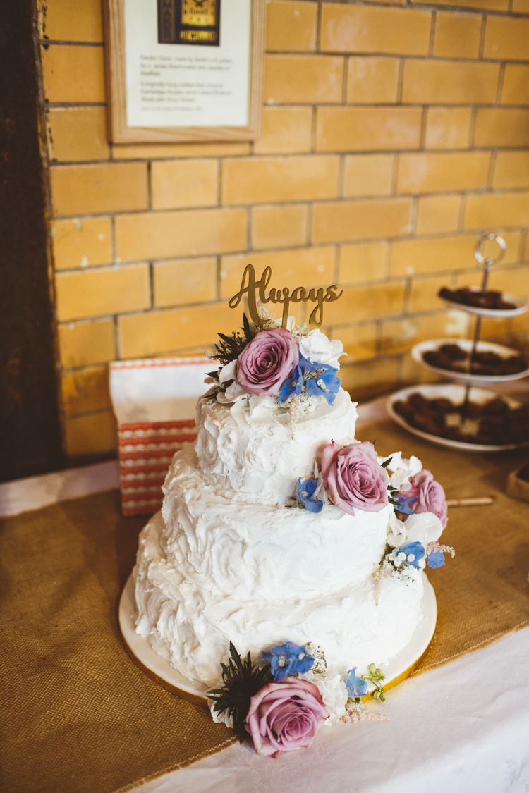 Cake Table Topper Rough Icing Flowers Industrial Cool Museum Wedding https://photography34.co.uk/