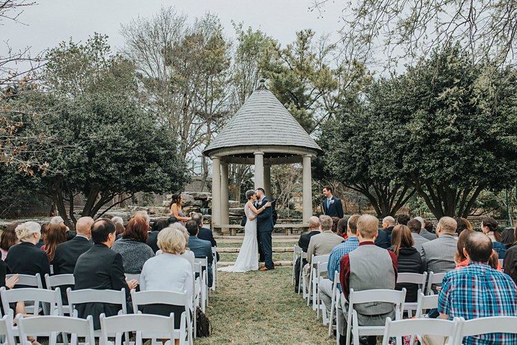 Modern Spring Botanic Garden Wedding Texas http://velvetsagephotography.com/