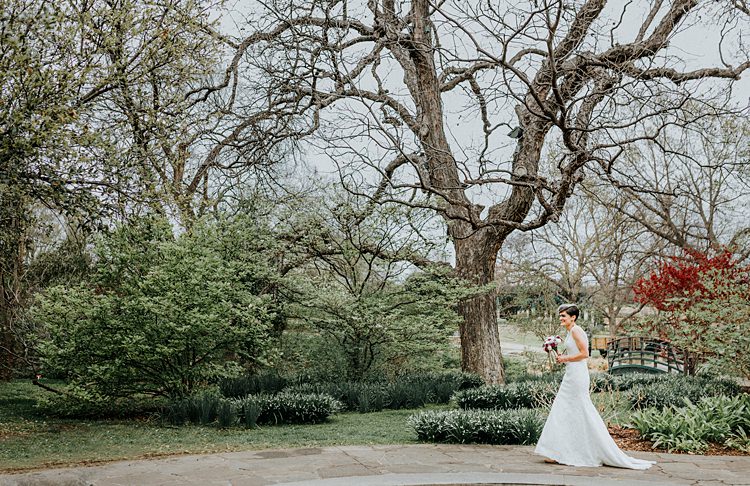 Modern Spring Botanic Garden Wedding Texas http://velvetsagephotography.com/