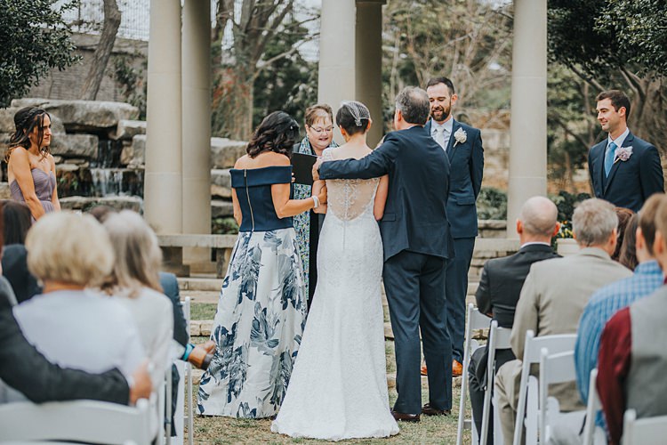 Modern Spring Botanic Garden Wedding Texas http://velvetsagephotography.com/