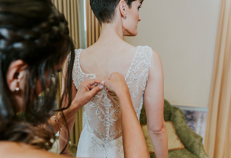 Modern Spring Botanic Garden Wedding Texas http://velvetsagephotography.com/