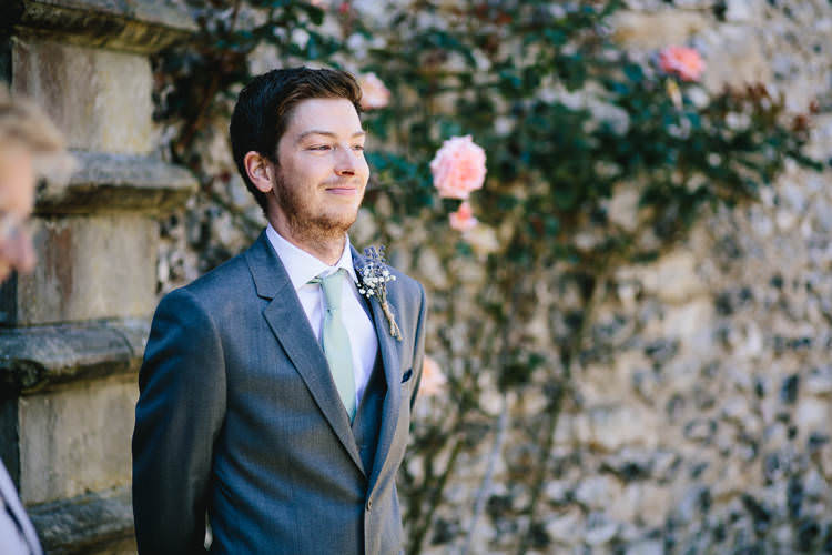 Pretty Picturesque Outdoor Castle Wedding https://parkershots.com/