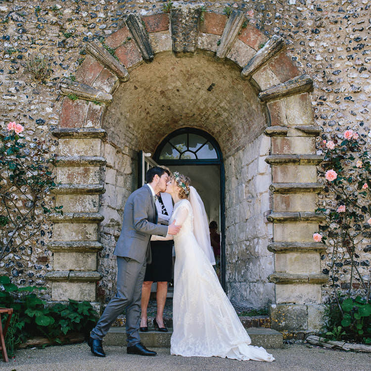 Pretty Picturesque Outdoor Castle Wedding https://parkershots.com/