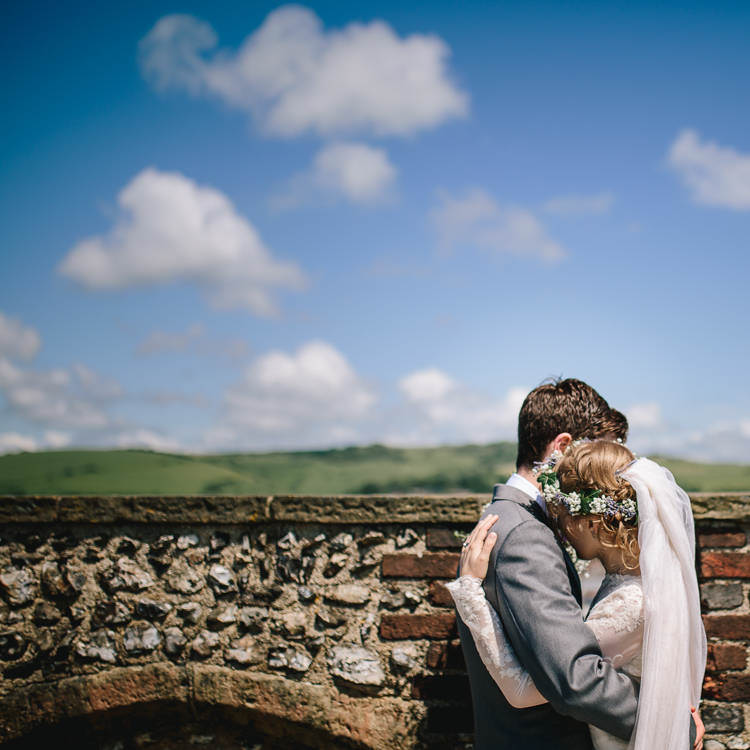 Pretty Picturesque Outdoor Castle Wedding https://parkershots.com/