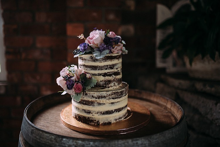 Naked Cake Sponge Layer Beautiful Lilac Garden Wedding New Zealand http://www.levienphotography.com/