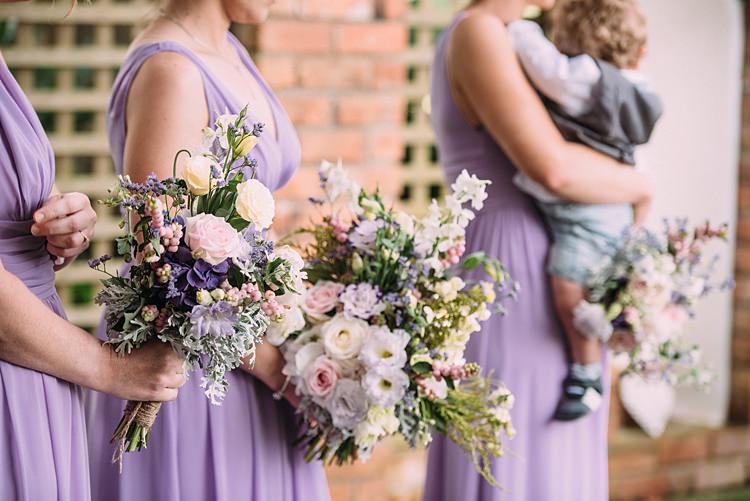 Beautiful Lilac Garden Wedding New Zealand http://www.levienphotography.com/