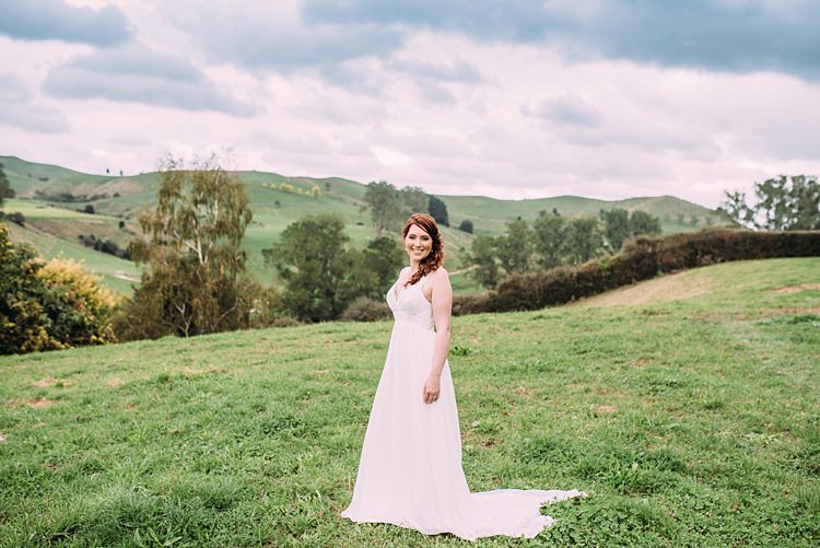 Beautiful Lilac Garden Wedding New Zealand http://www.levienphotography.com/
