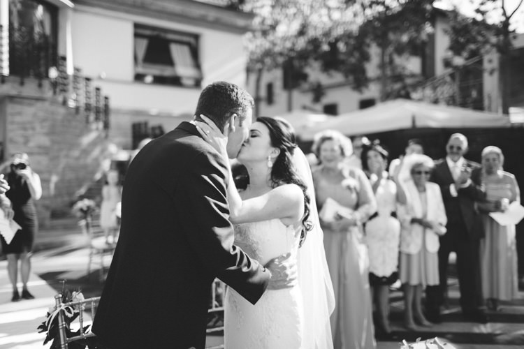 Elegant Stylish Sorrento Destination Wedding http://www.francessales.co.uk/