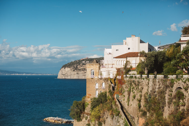 Elegant Stylish Sorrento Destination Wedding http://www.francessales.co.uk/