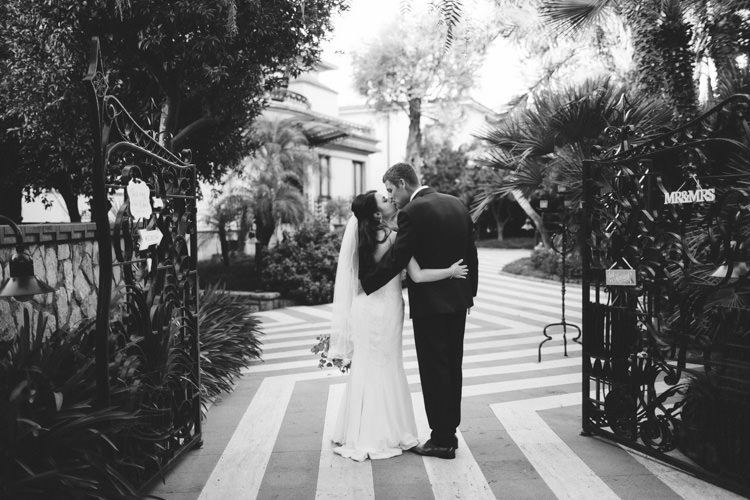 Elegant Stylish Sorrento Destination Wedding http://www.francessales.co.uk/