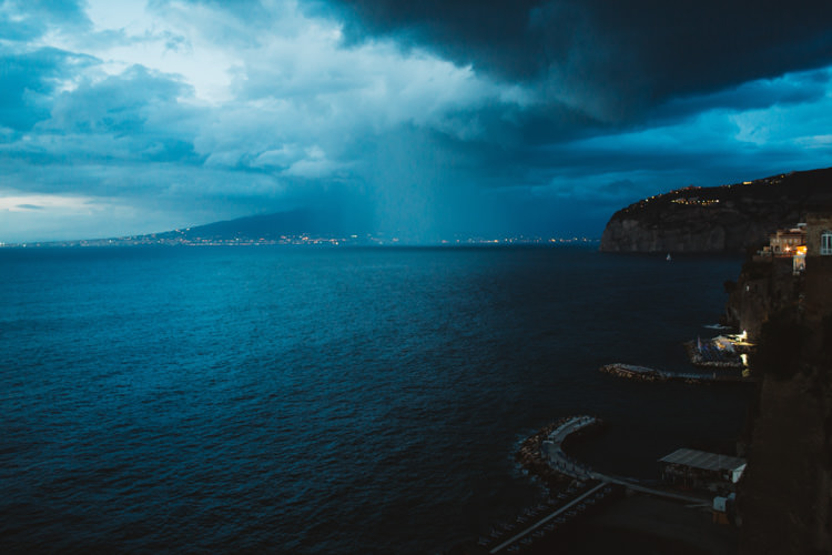 Elegant Stylish Sorrento Destination Wedding http://www.francessales.co.uk/