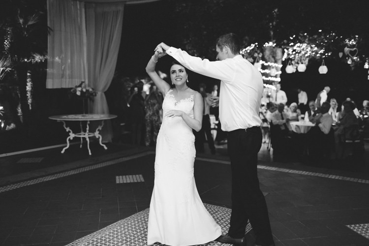 Elegant Stylish Sorrento Destination Wedding http://www.francessales.co.uk/