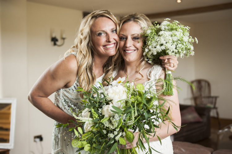 Chilled Country Boho White Green Wedding http://eleanorjaneweddings.co.uk/
