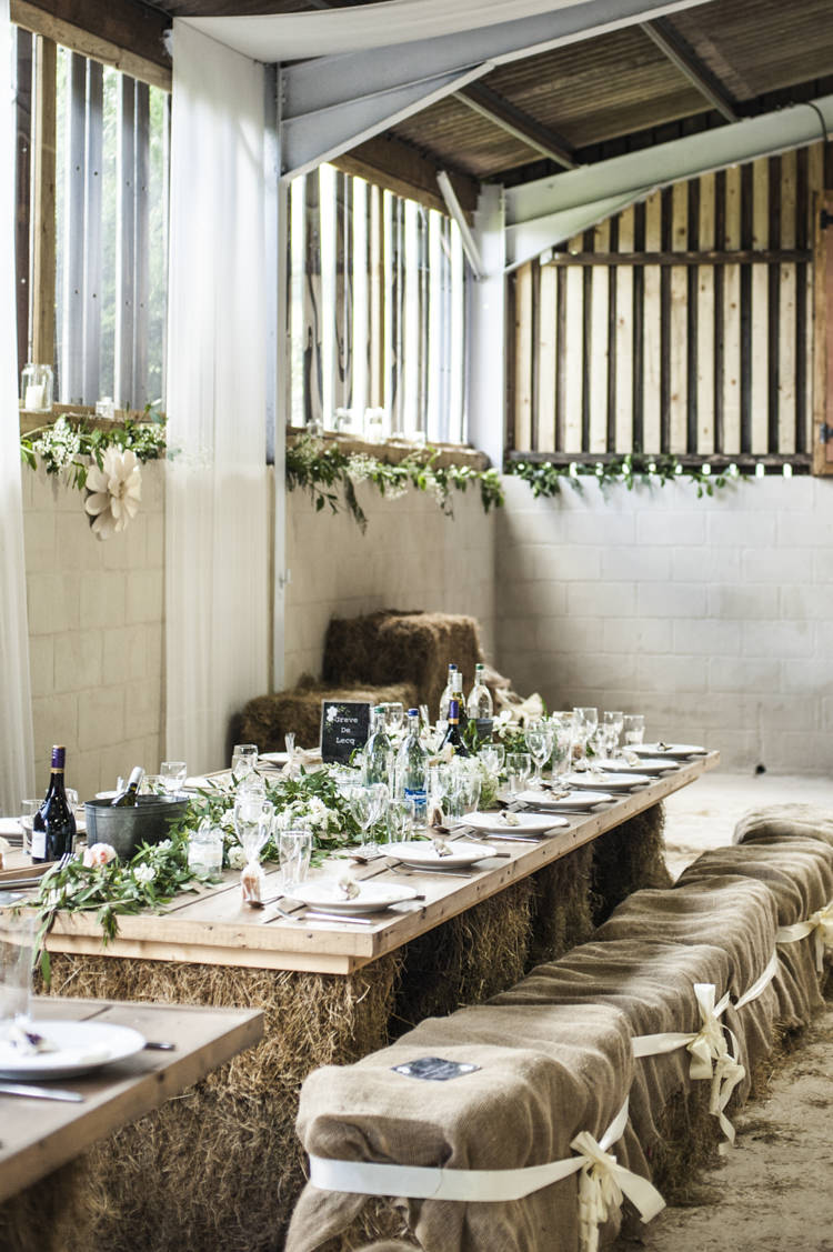 Barn Decor Hessian Flowers Rustic Hay Bale Table Chilled Country Boho White Green Wedding http://eleanorjaneweddings.co.uk/