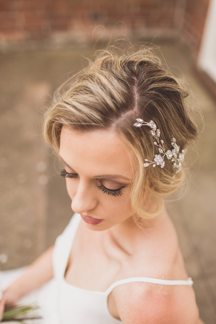 Make Up Bride Bridal Eyeshadow Eyeliner Rose Quartz Serenity Spring Wedding Ideas https://www.wearetheclarkes.com/