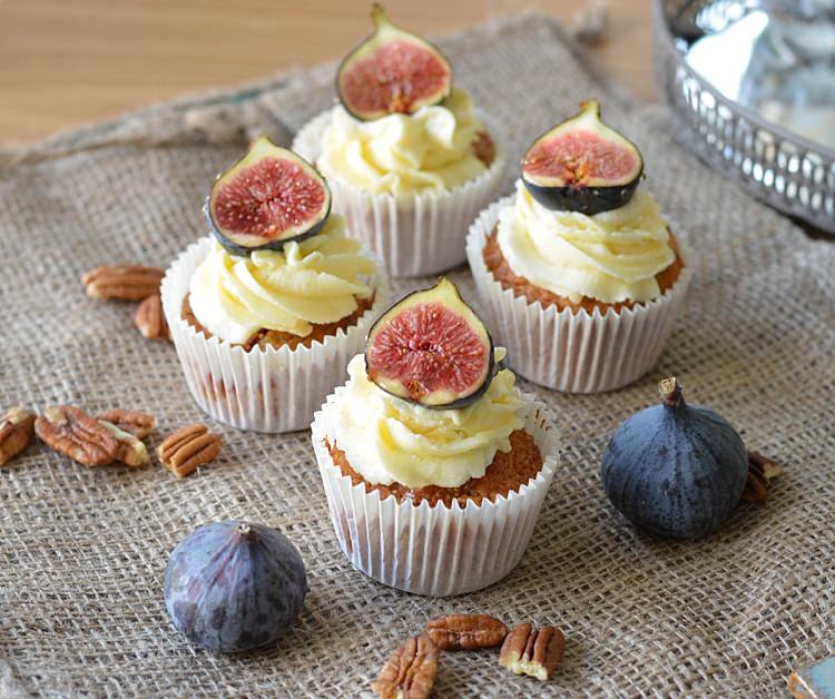 Wedding Cake 101 Advice Help Lowdown Begin Ideas