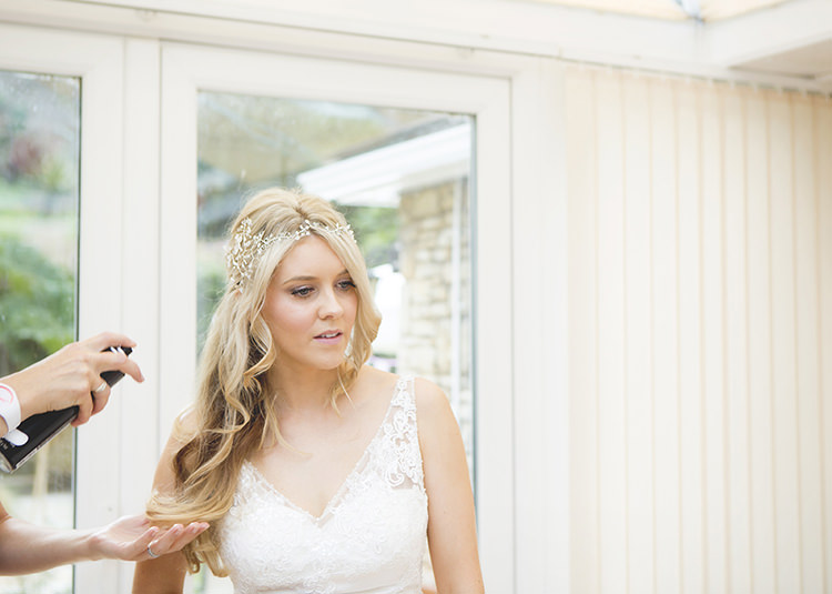 Pastel Pretty Flower Garden Style Wedding http://katrinamatthewsphotography.co.uk/