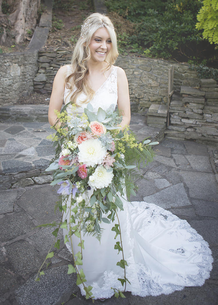 Bride Bridal Bouquet Dahlia Greenery Berries Pastel Pretty Flower Garden Style Wedding http://katrinamatthewsphotography.co.uk/
