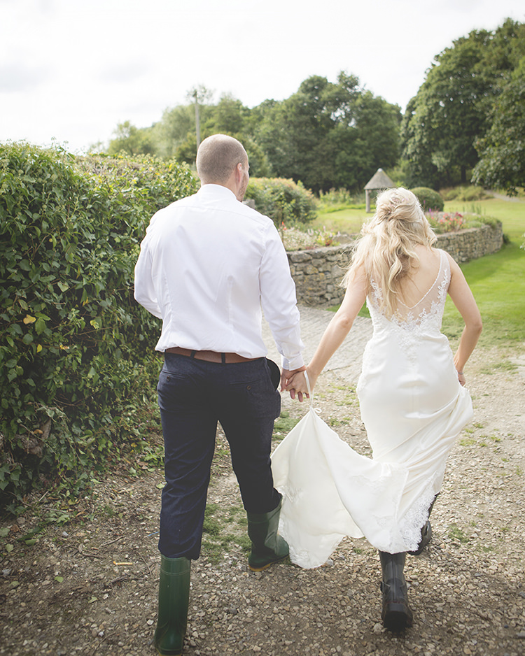 Pastel Pretty Flower Garden Style Wedding http://katrinamatthewsphotography.co.uk/