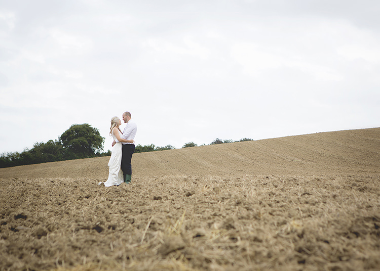 Pastel Pretty Flower Garden Style Wedding http://katrinamatthewsphotography.co.uk/