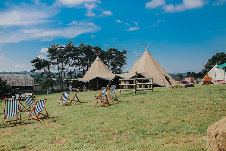 Family Friendly Summer Tipi Outdoor Wedding http://www.brookrosephotography.co.uk/