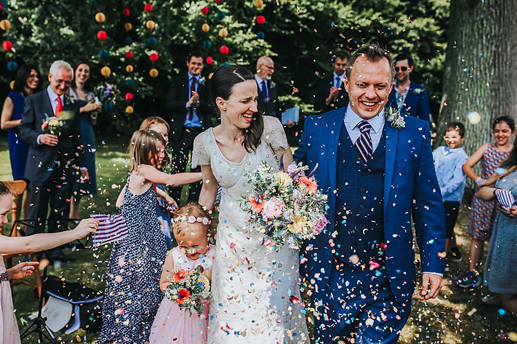 Confetti Throw Family Friendly Summer Tipi Outdoor Wedding http://www.brookrosephotography.co.uk/
