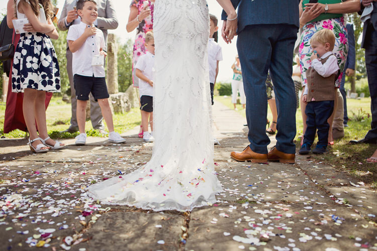Relaxed Festival Tipi Wedding http://www.cottoncandyweddings.co.uk/