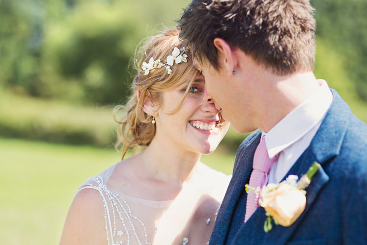 Relaxed Festival Tipi Wedding http://www.cottoncandyweddings.co.uk/