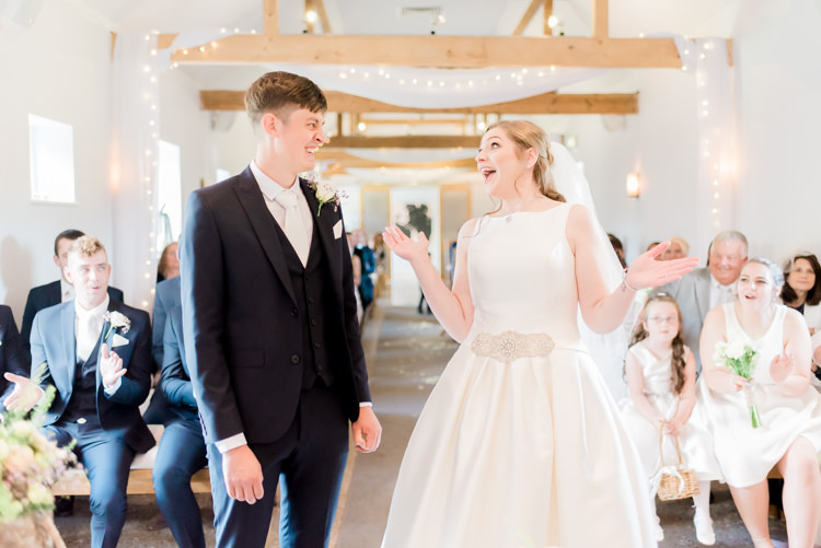Modern Rustic Ivory Barn Wedding http://vickylamburn.com/