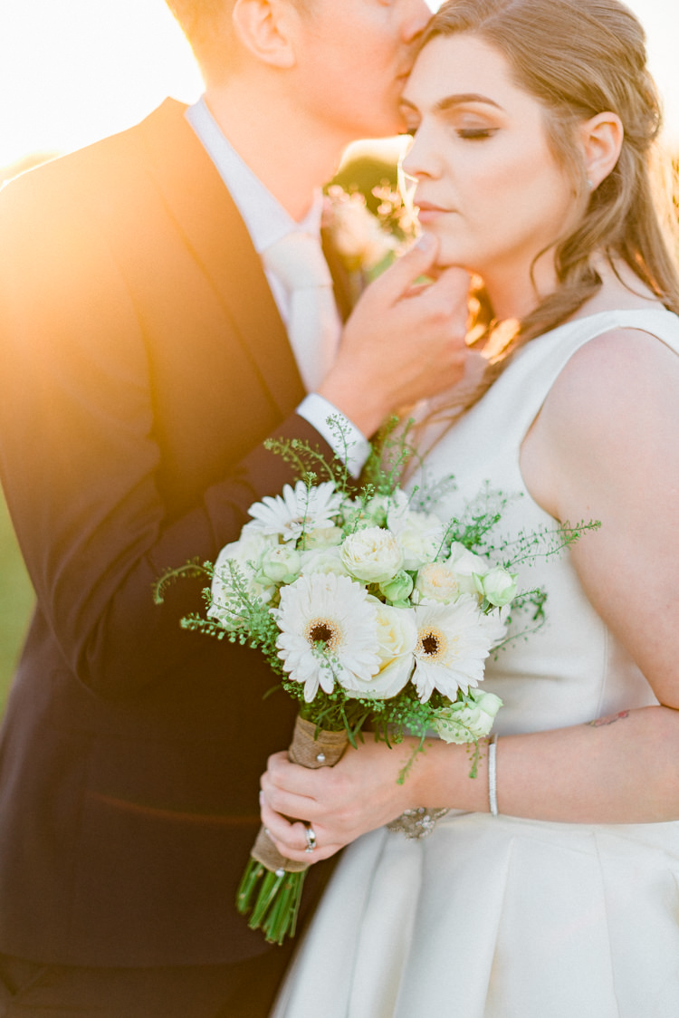 Modern Rustic Ivory Barn Wedding http://vickylamburn.com/
