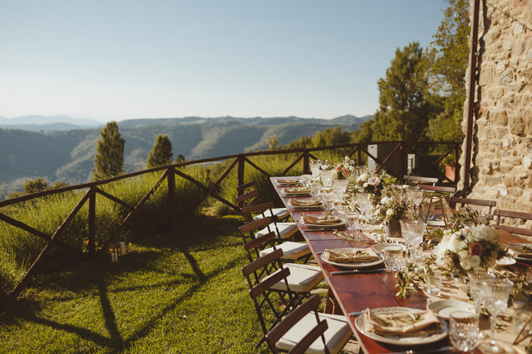 Beautifully Intimate Open Air Wedding Umbria http://www.edpeers.com/