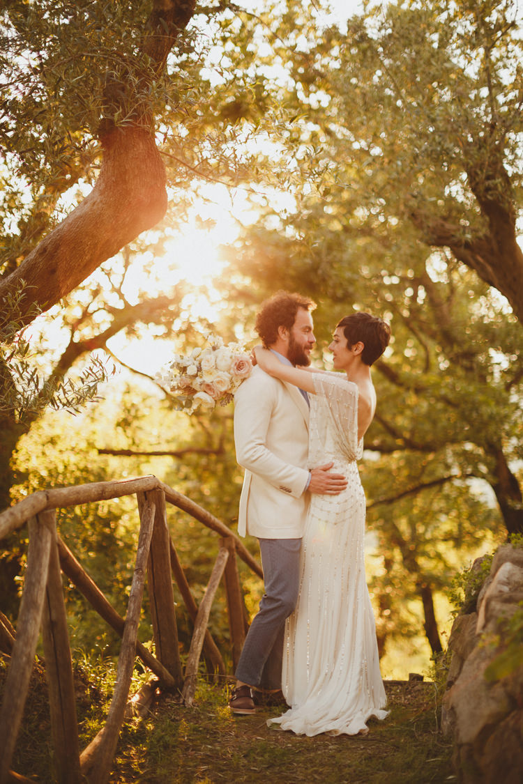 Beautifully Intimate Open Air Wedding Umbria http://www.edpeers.com/