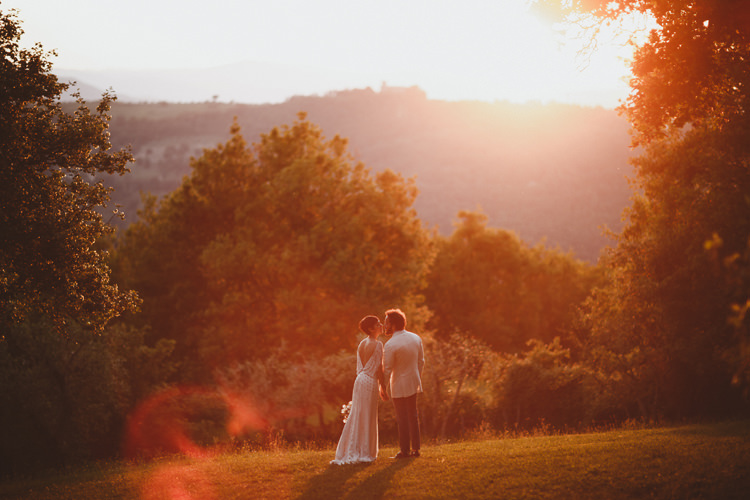Beautifully Intimate Open Air Wedding Umbria http://www.edpeers.com/