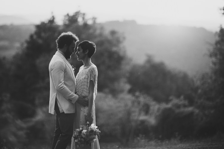 Beautifully Intimate Open Air Wedding Umbria http://www.edpeers.com/