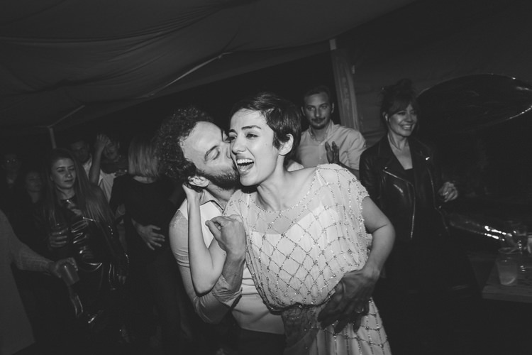 Beautifully Intimate Open Air Wedding Umbria http://www.edpeers.com/