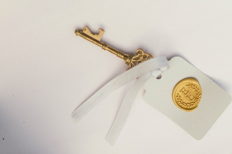 Place Card Name Key Gold Wax seal Tag Natural Romantic Chateau Destination Wedding South of France http://www.jayrowden.com/