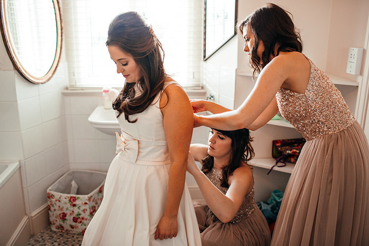 Stylish Winter Glamour Wedding http://lunaweddings.co.uk/