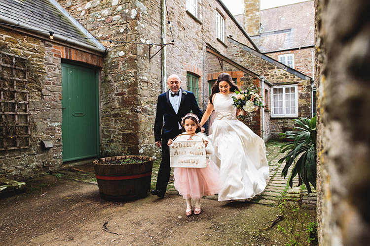 Flower Girl Sign Daddy Here Comes Mummy Stylish Winter Glamour Wedding http://lunaweddings.co.uk/