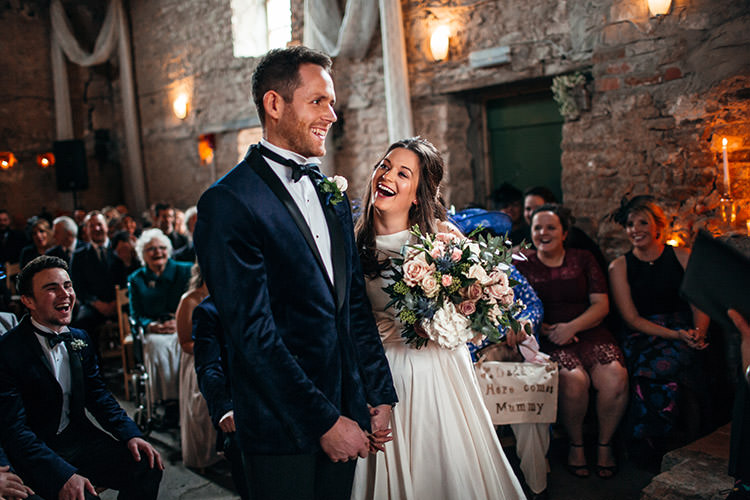 Stylish Winter Glamour Wedding http://lunaweddings.co.uk/