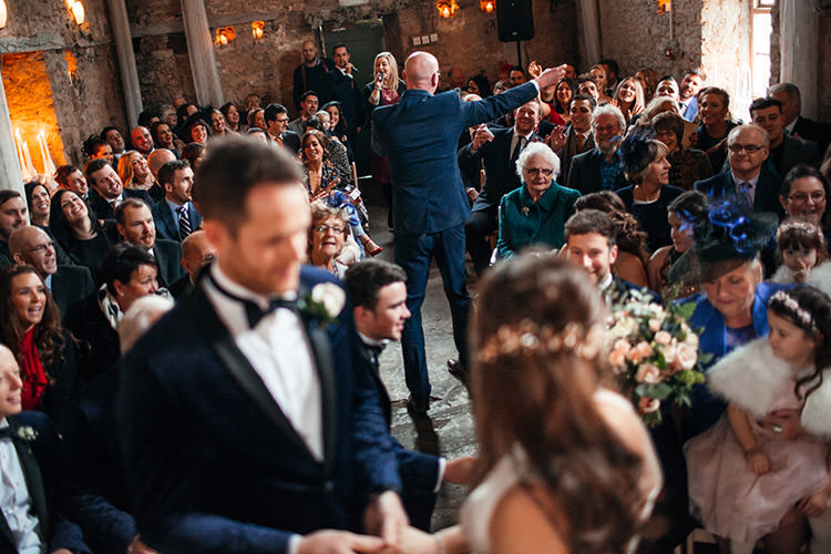 Stylish Winter Glamour Wedding http://lunaweddings.co.uk/