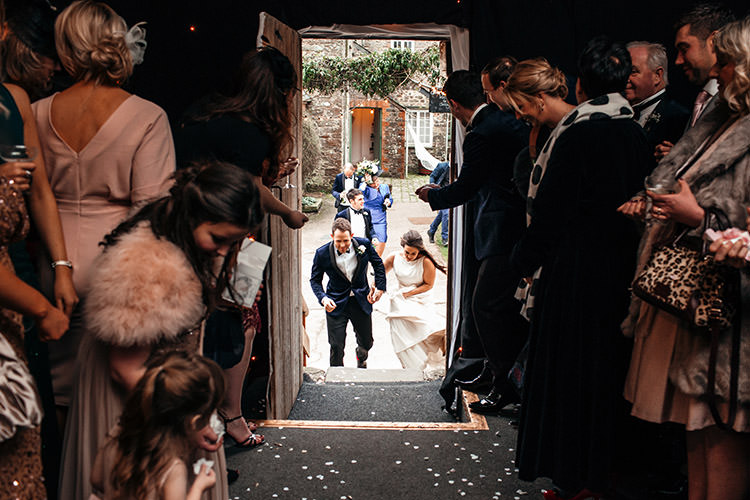 Stylish Winter Glamour Wedding http://lunaweddings.co.uk/