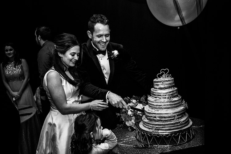 Stylish Winter Glamour Wedding http://lunaweddings.co.uk/
