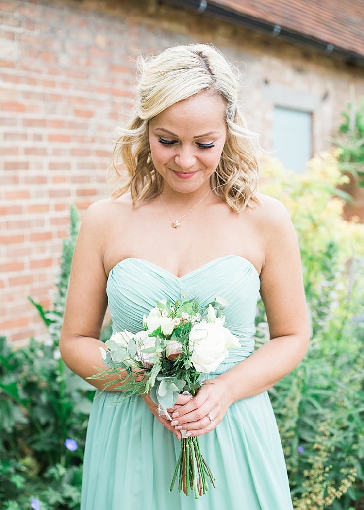 Romantic Soft Pastels Barn Wedding http://www.sungblue.com/