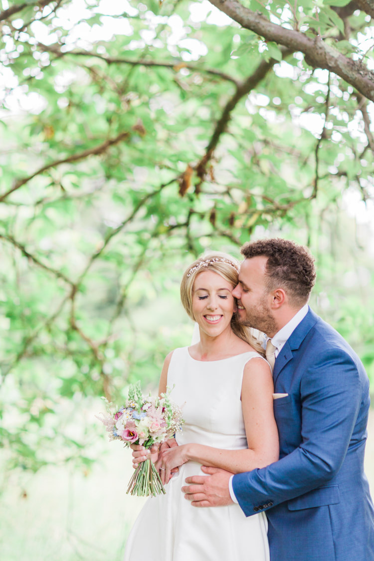 Beautifully Romantic Eclectic Tipi Wedding http://www.jobradbury.co.uk/