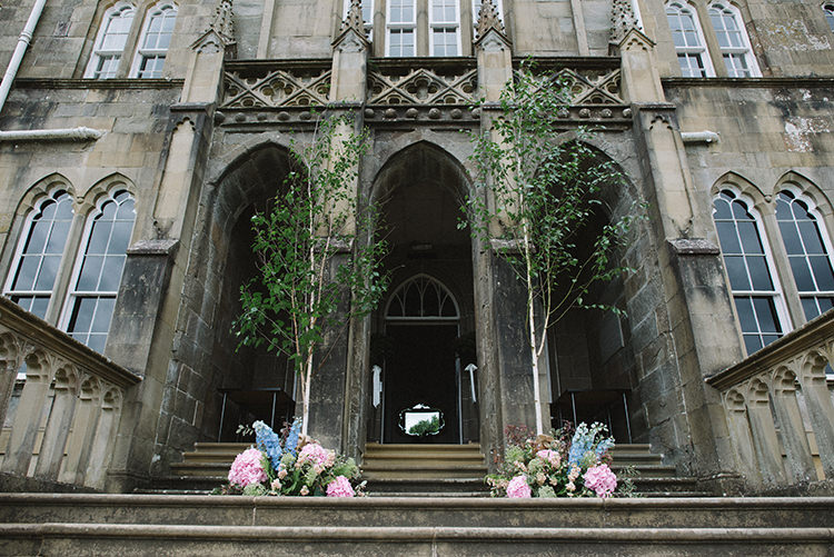 Floral Flowers Blue Pink Hydrangeas Birch Trees Pot Entrance Scenic Outdoor Loch Lomond Wedding http://www.lisadevinephotography.co.uk/