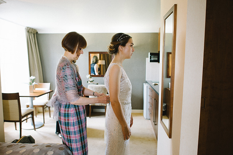 Scenic Outdoor Loch Lomond Wedding http://www.lisadevinephotography.co.uk/