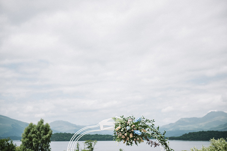 Scenic Outdoor Loch Lomond Wedding http://www.lisadevinephotography.co.uk/